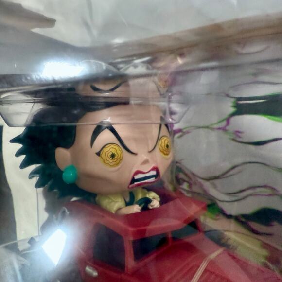 Funko Pop Cruella in Car 61 Disney Villains NEW Dalmatians Hot Topic Exclusive - Picture 8 of 8